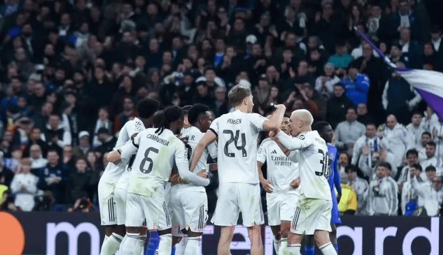 皇马怒斥丑闻!原本抽中本菲卡 如今要死拼大巴黎 皇马怒斥丑闻!原本抽中本菲卡 如今要死拼大巴黎